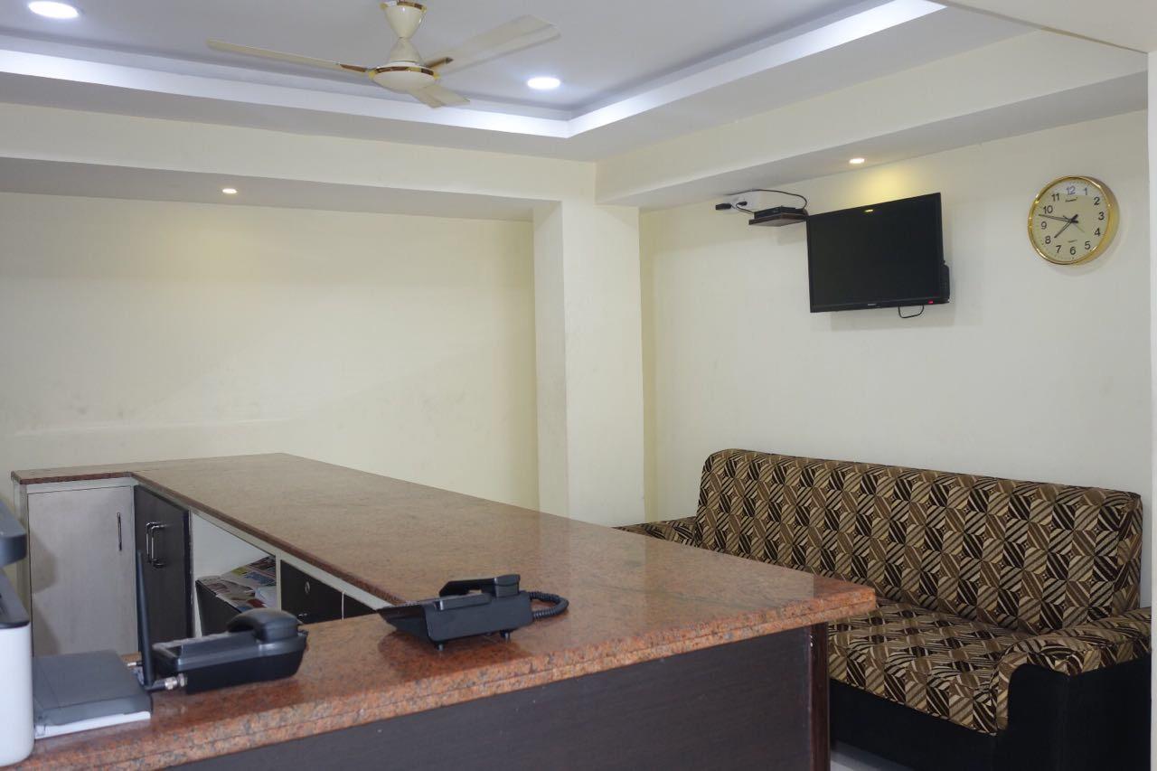 Hotel Nithin Krishna 티루파티 외부 사진
