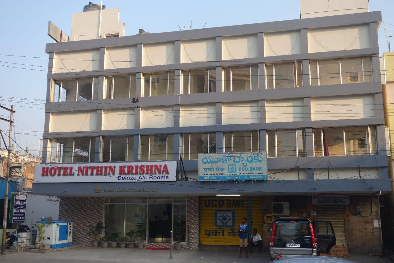 Hotel Nithin Krishna 티루파티 외부 사진