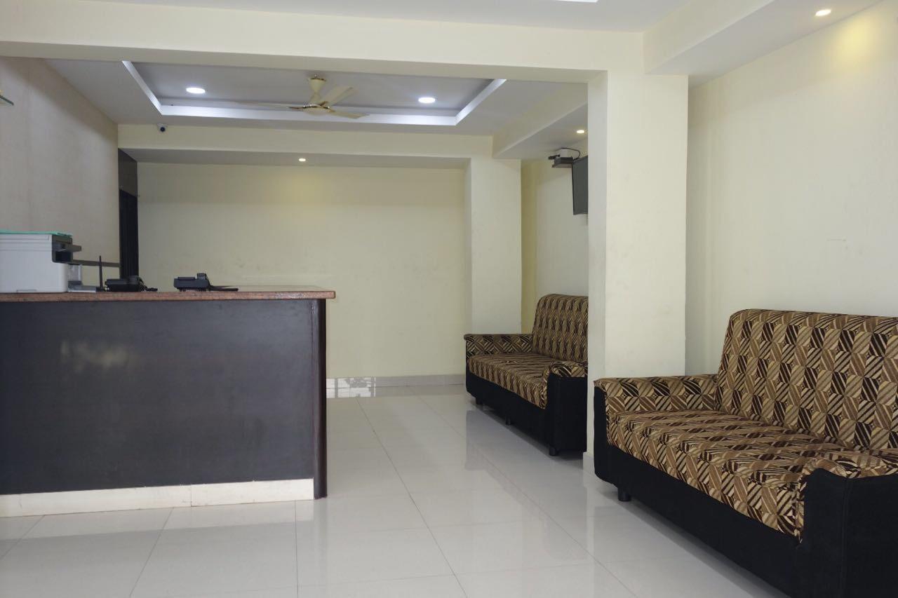 Hotel Nithin Krishna 티루파티 외부 사진