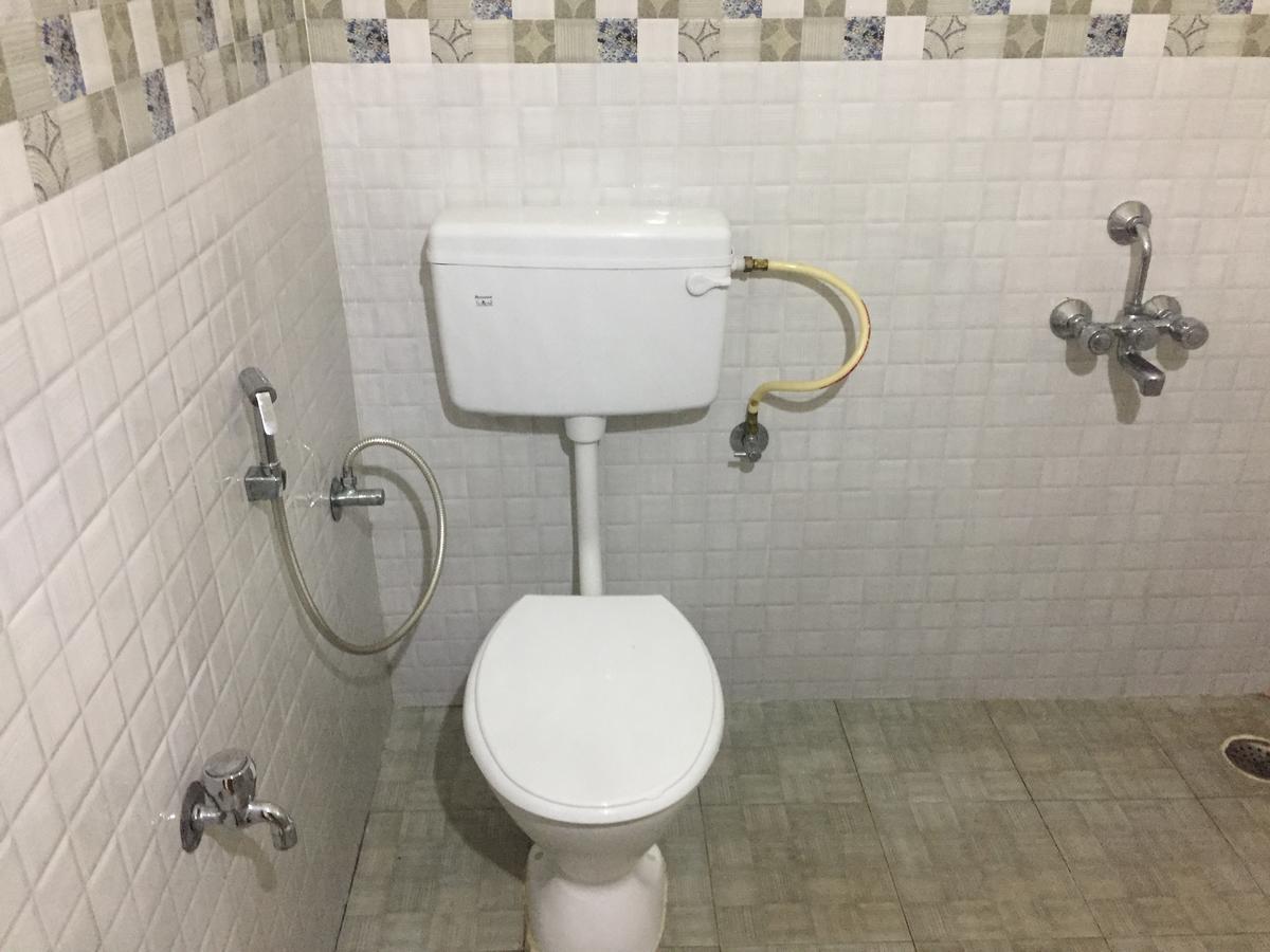 Hotel Nithin Krishna 티루파티 외부 사진