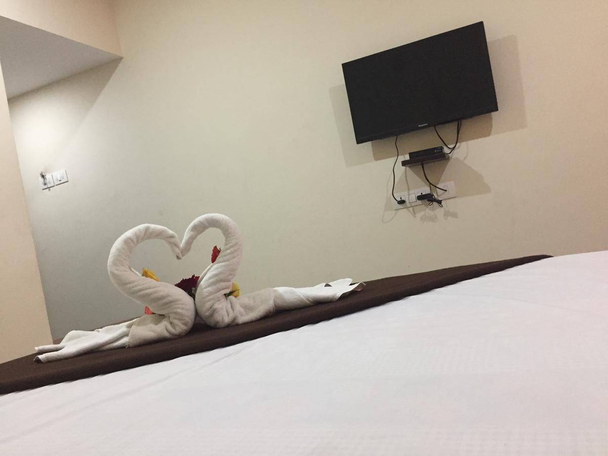 Hotel Nithin Krishna 티루파티 외부 사진