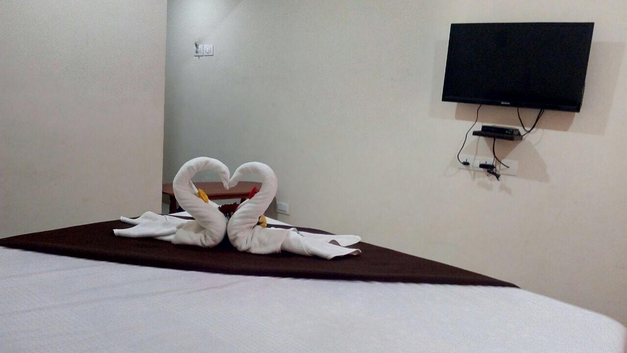 Hotel Nithin Krishna 티루파티 외부 사진