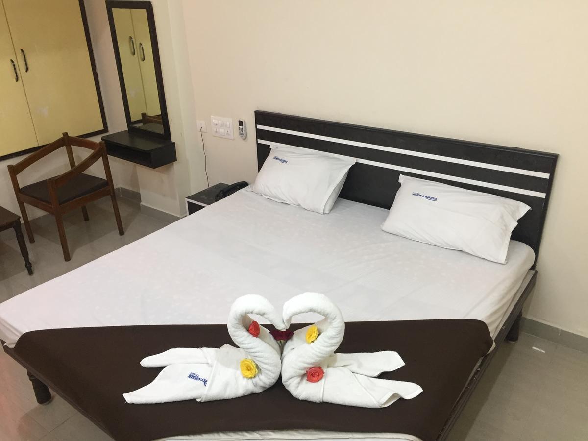Hotel Nithin Krishna 티루파티 외부 사진